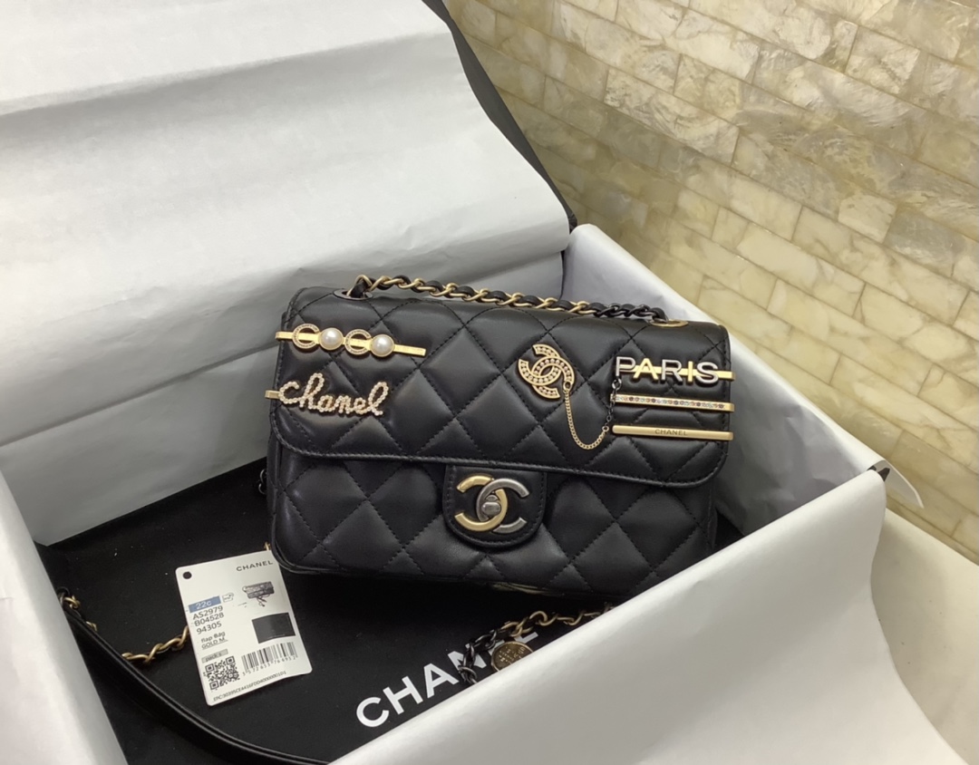 Replica-2022-Chanel-Ohanel-22cm-Small-Flap-Badge-Bag-Lambskin-Black-For-Womens.jpg
