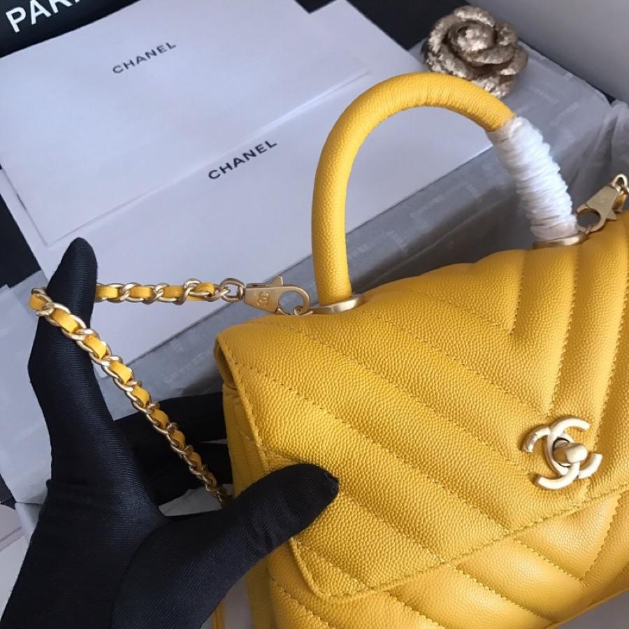 Replica-Chanel-CoCo-V-Flap-Bag-With-Top-Handle-Grained-Calfskin-Gold-Tone-Metal-V-Yellow.jpg