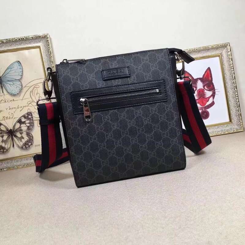 Replica-Gucci-474137-Men-Supreme-Messenger-Bag-with-Black-Leather-Trim.jpg