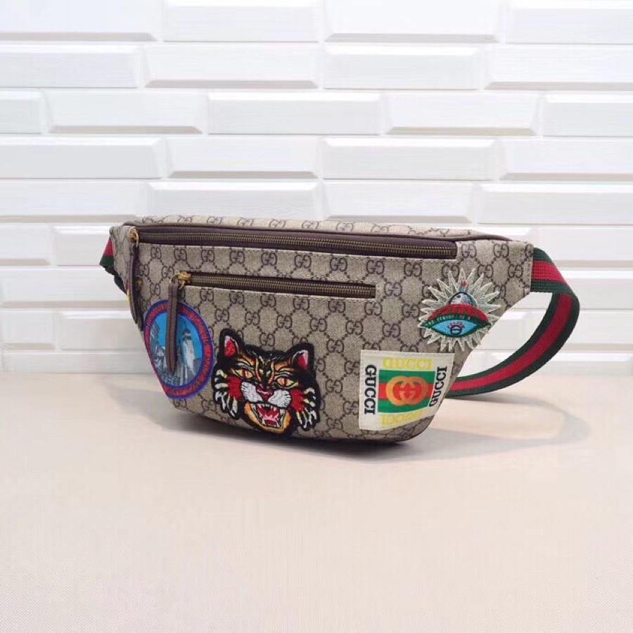 Replica-Gucci-529711-Men-Belt-Bag-GG-Supreme-Tag.jpg