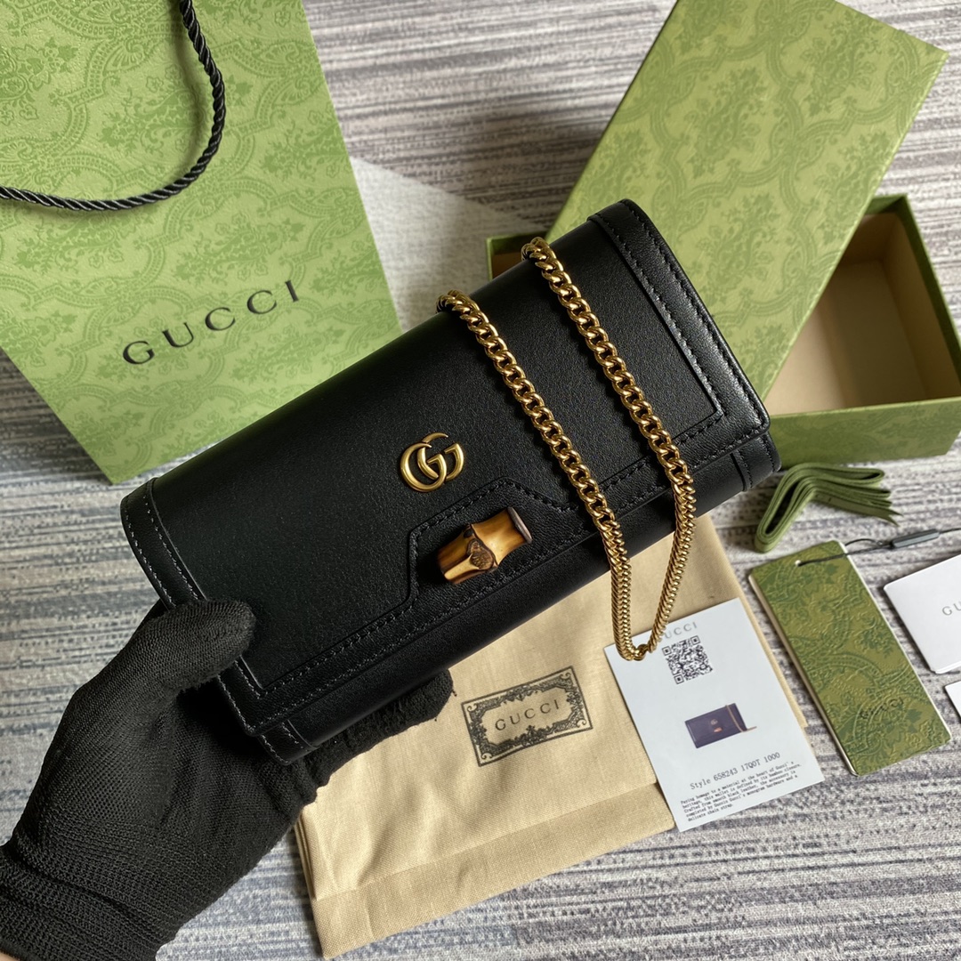Replica-Gucci-658243-Diana-Chain-Wallet-with-Bamboo-Black-Leather.jpg
