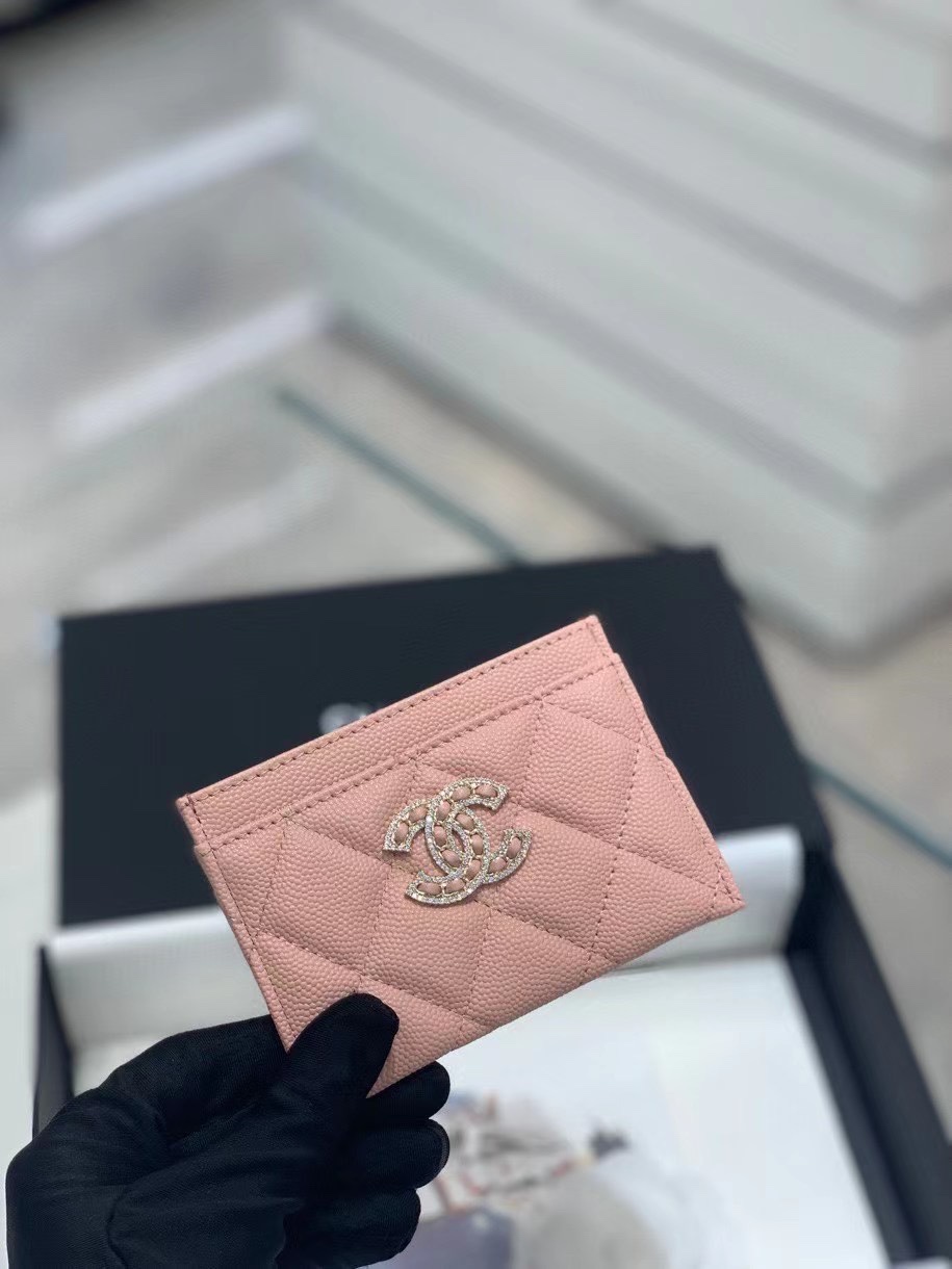 Chanel-22S-Card-Wallet-Caviar-Pink-Leather-with-Diamonds.jpg