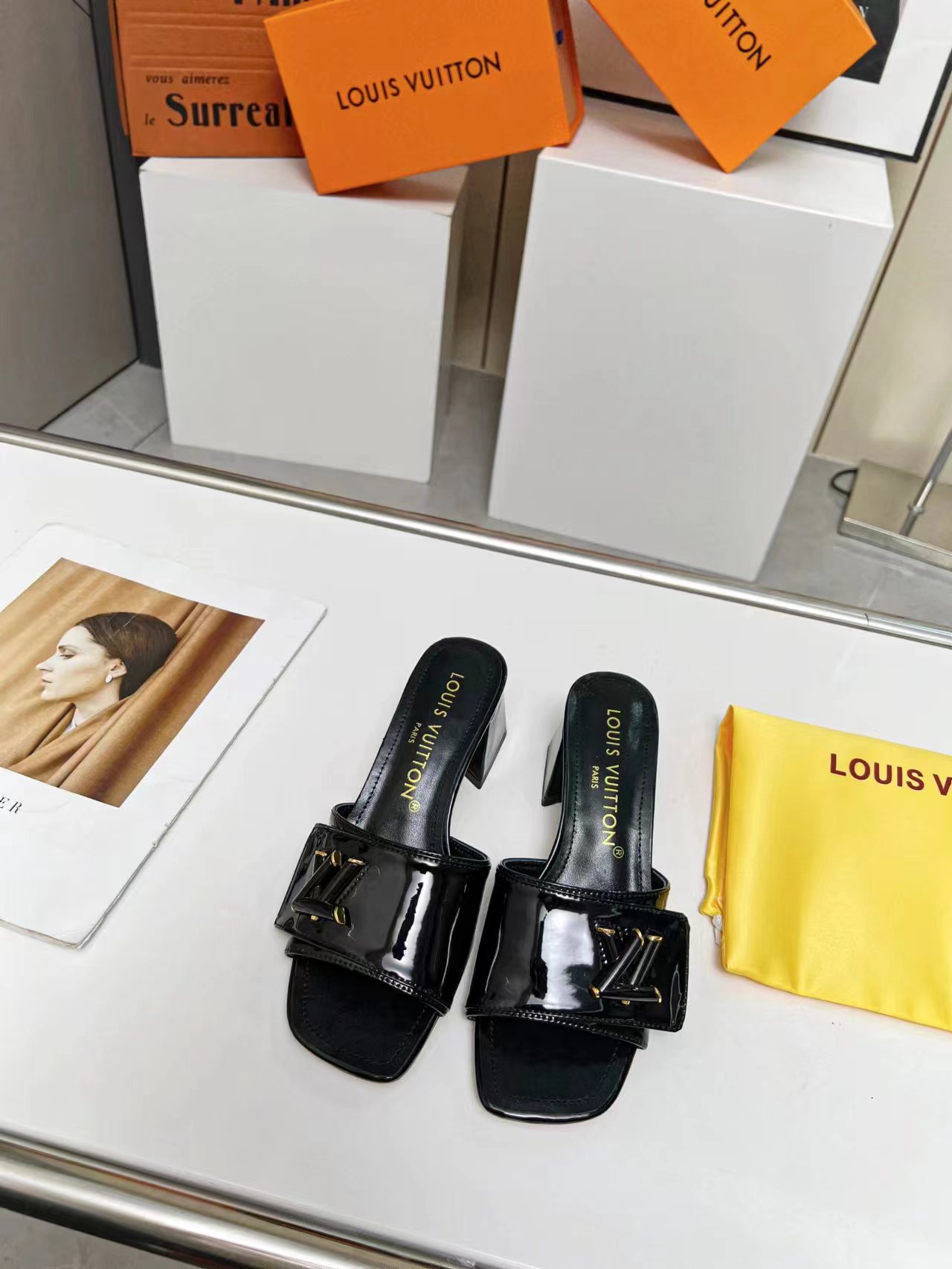 Louis-Vuitton-Shake-Mule-0003-35-42.jpg