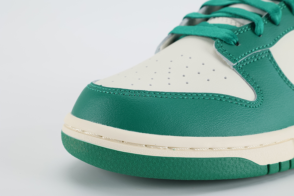 Dunk Low SE Lottery Pack - Malachite Replica