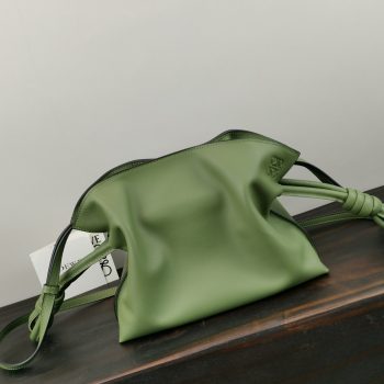 Loewe Mini  Flamenco clutch in Nappa Calfskin Avocado