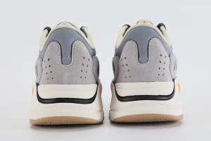 Yeezy Boost 700 Magnet Replica