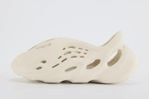 Yeezy Foam Runner 'Sand' Replica