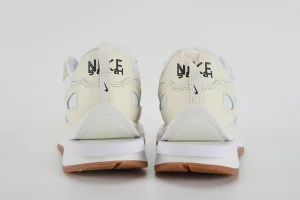 Sacai x NK VaporWaffle 'Sail Gum' Replica