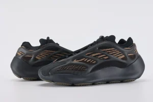yeezy-700-v3-clay-brown-replica