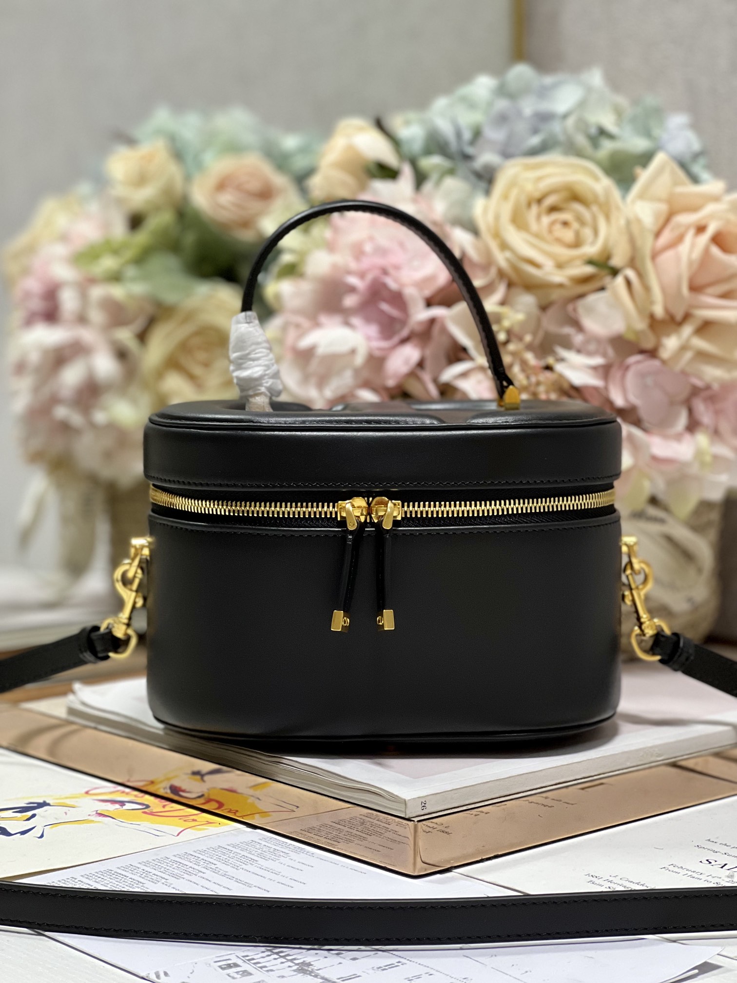 Dior-Small-Diortravel-Leather-Vanity-Case-Black.jpg