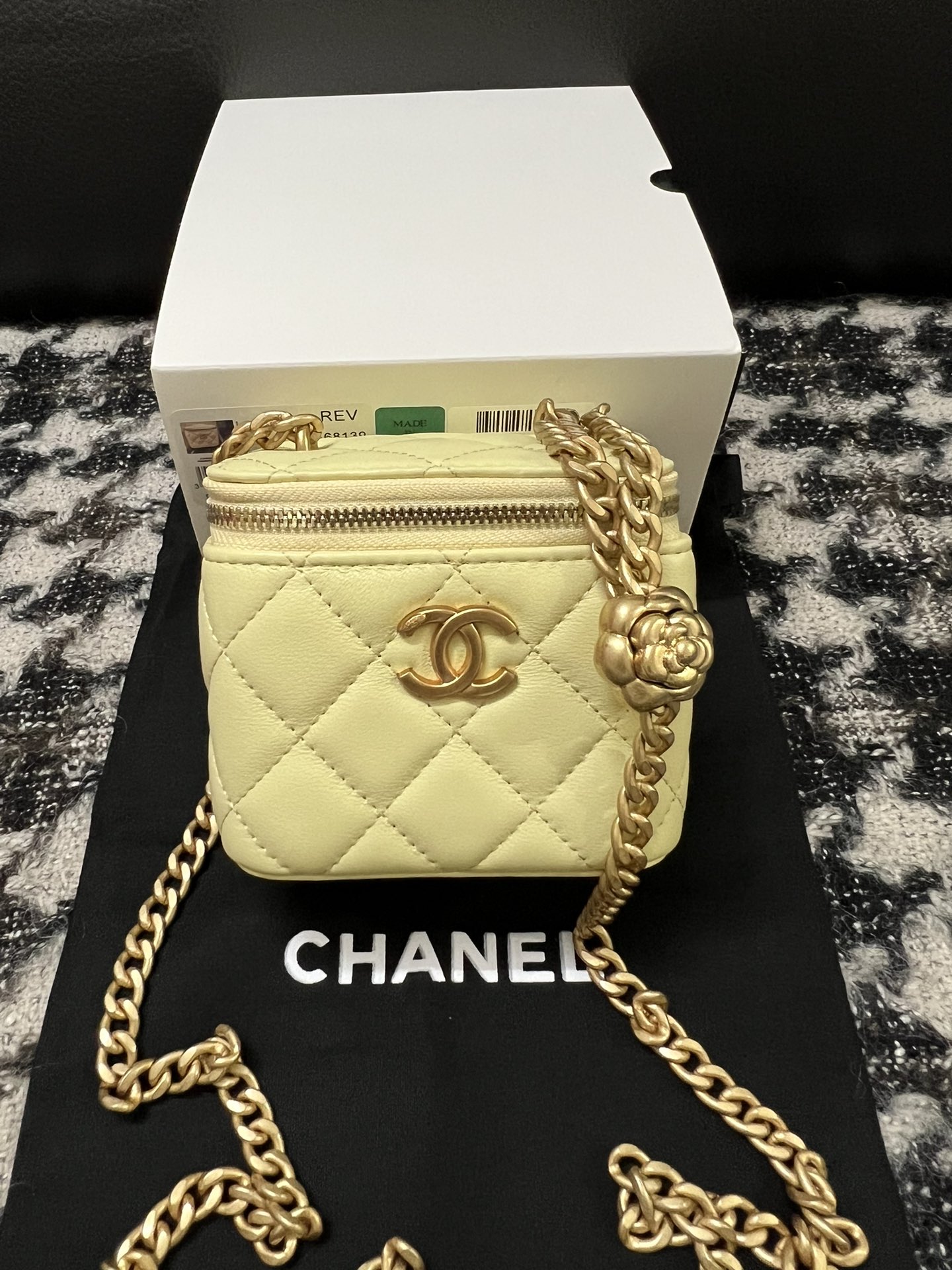 Chanel-23S-Mini-Box-Bag-with-Adjustable-Camellia-Chain-Yellow.jpg