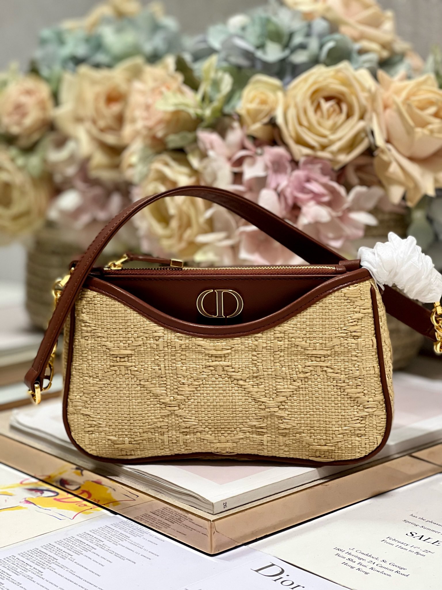 Dior-30-MONTAIGNE-HOBO-AVENUE-MINI-BAG-Natural-Cannage-Raffia.jpg