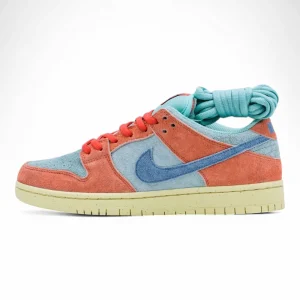Dunk Low SB 'Orange Emerald Rise' Reps