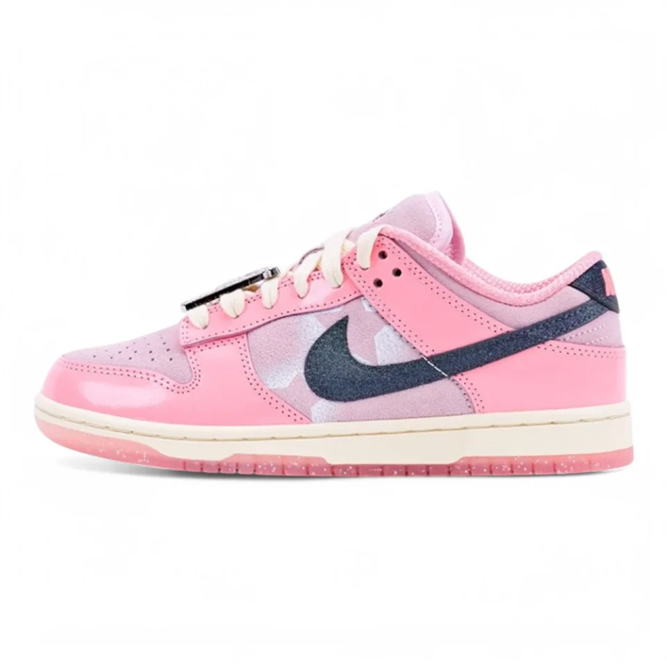 Dunk Low LX 'Barbie'
