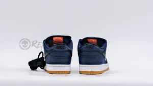 Dunk Low Pro ISO SB 'Navy Gum' Replica