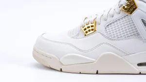 Air Jordan 4 Retro 'Metallic Gold'