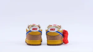 Dunk Low SB Premium 'Newcastle Brown Ale' Replica