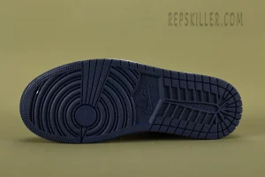 Air Jordan 1 Low 'Midnight Navy'