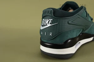 Nigel-Sylvester-x-Air-Jordan-4RM-22Fence-Green