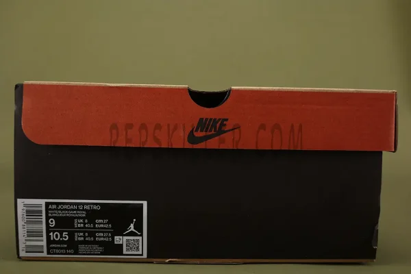 the black and red jordan 12 box