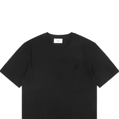 Ami Heart Logo Embossed Short-Sleeve T-Shirt Black2.jpeg