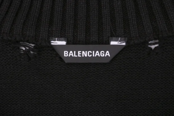 Balenciaga logo tag