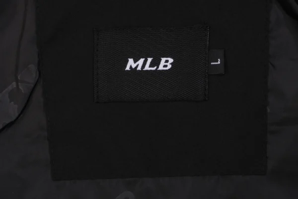MLB logo tag