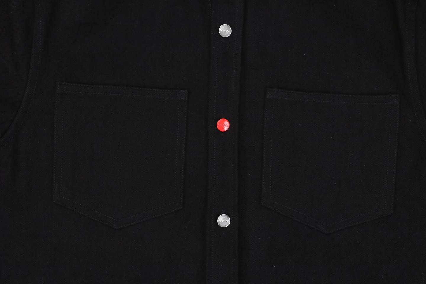 Red Button G Letter Rhinestone-Embellished Long-Sleeve Shirt3.jpeg