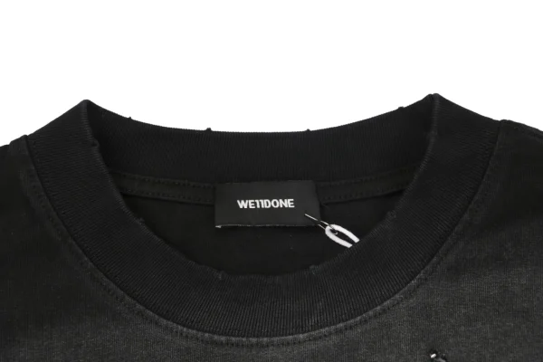 Neckline