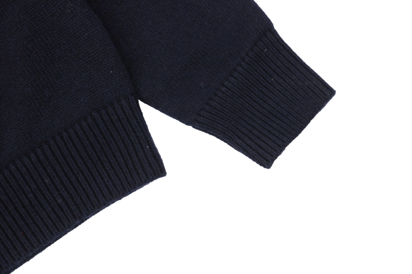 Year of the Snake G-Letter Crewneck Sweater8.jpeg