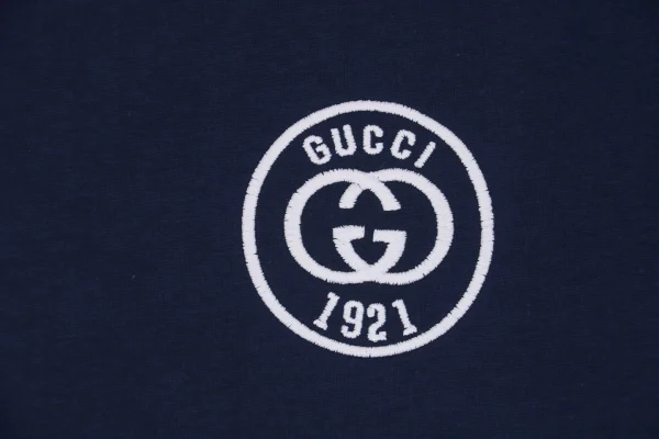 1921 Letter Contrast Collar Short-Sleeve T-Shirt9.jpeg