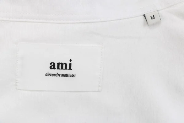 Ami Heart Logo Embroidered Long-Sleeve Shirt5.jpeg