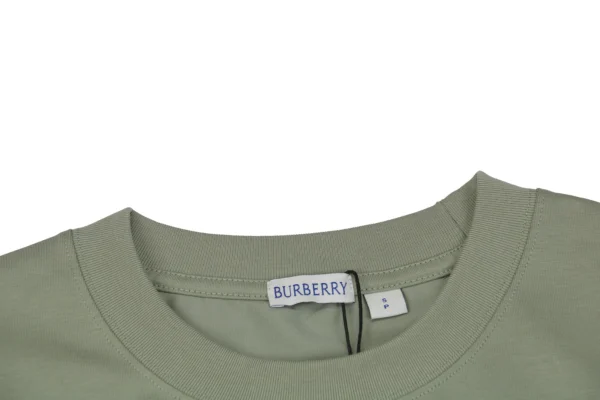 BBry Colorful Knight Horse Foam Print T-Shirt9.jpeg