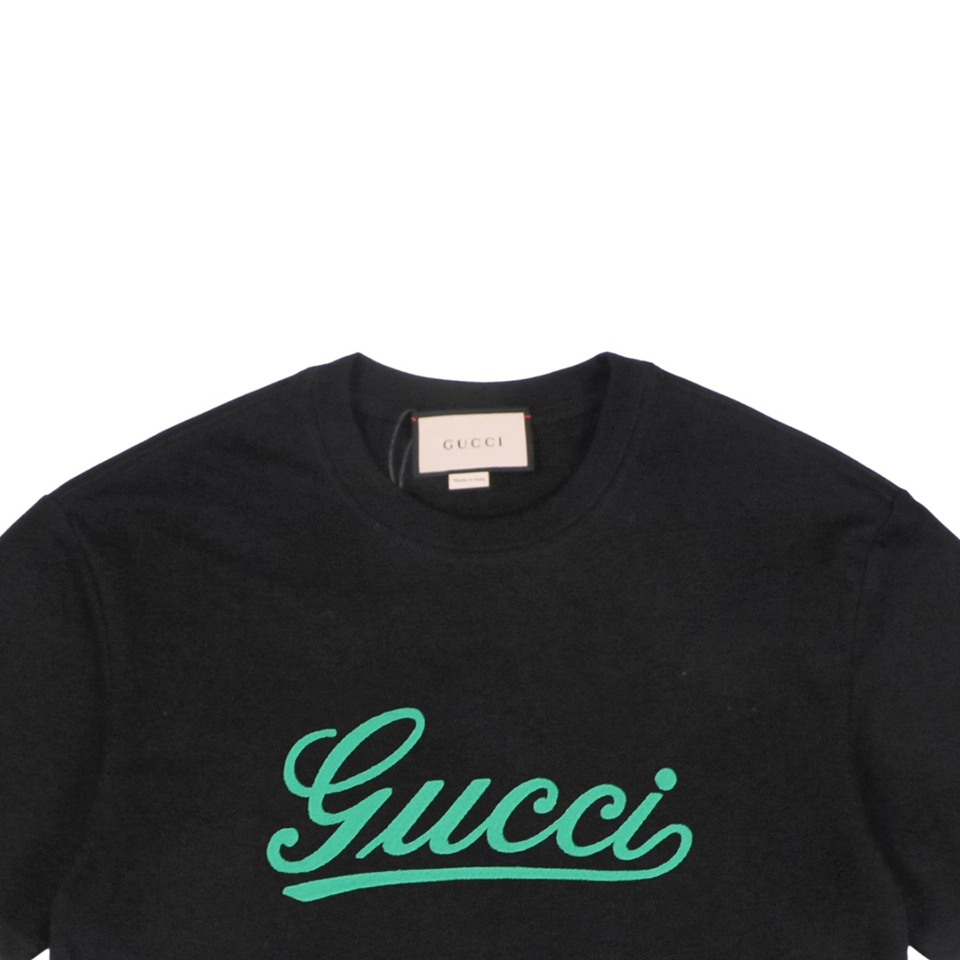 Green Signature G-Letter Embroidered Short-Sleeve T-Shirt10.jpeg