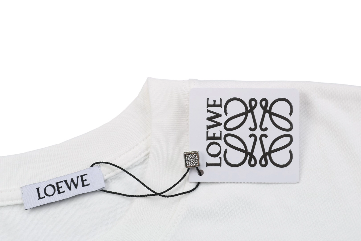 Hand-Drawn Graffiti Flower Logo Print Short-Sleeve T-Shirt4.jpeg