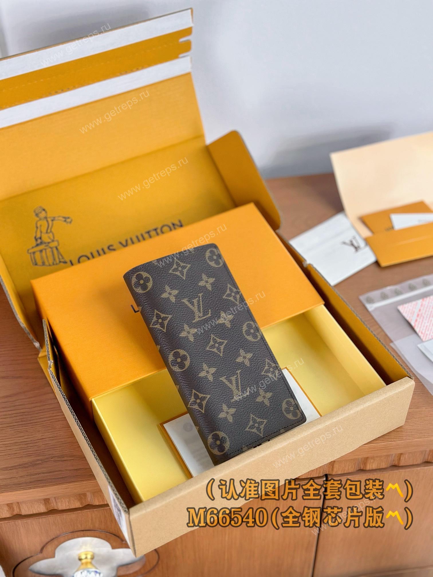 Louis-Vuitton-M66540-Brazza-Wallet-Monogram.jpg