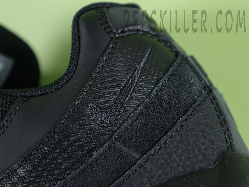 Nike Air Max 95 Essential “Triple Black”10