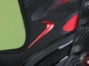 Nike Air Max DN8 Black:Big Red10