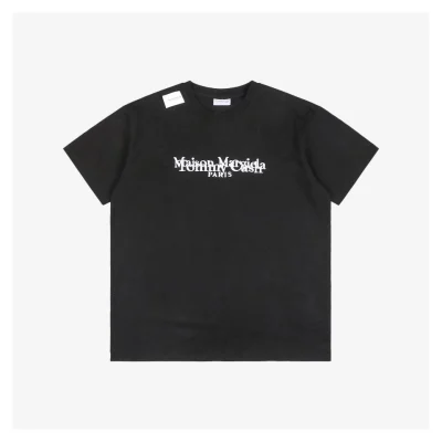 Tommycash x MM6 Collaboration Overlapping Letter Embroidery T-Shirt