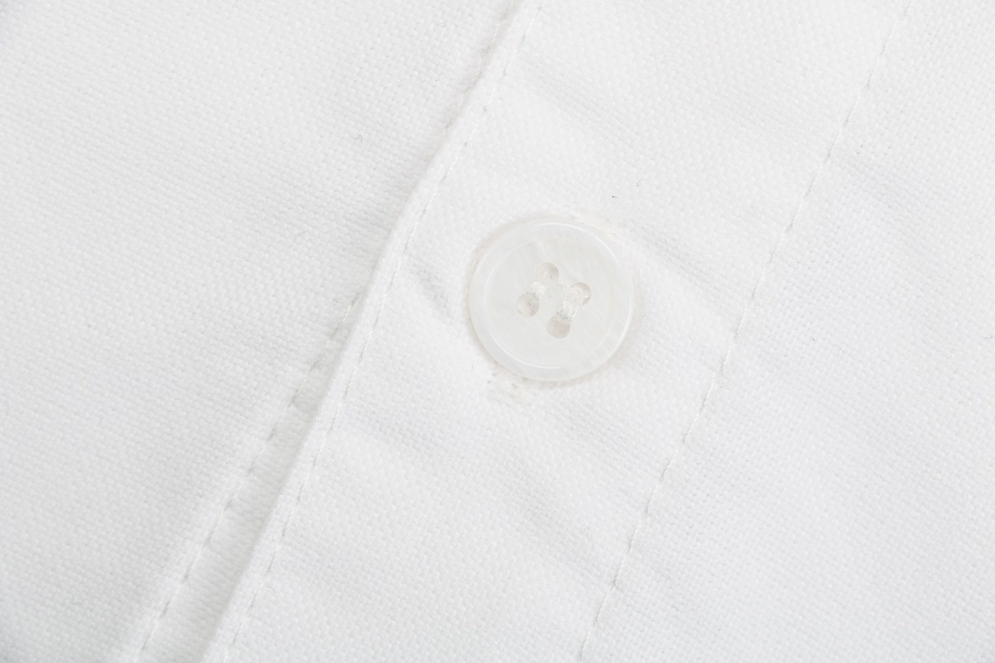 Ami Pocket Heart Embroidery Short-Sleeve Shirt13.jpeg