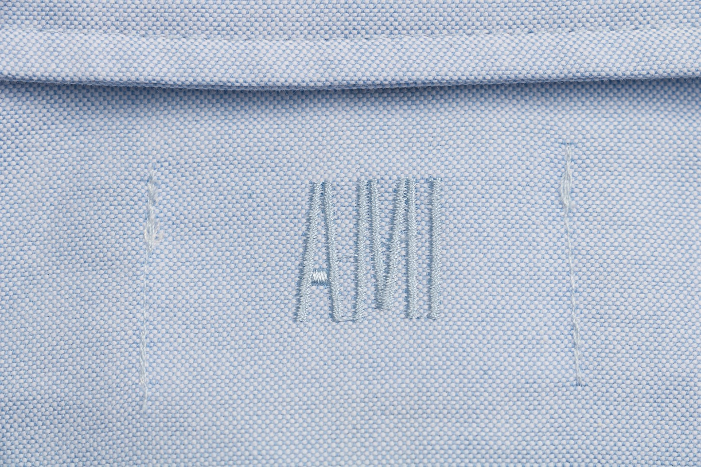 Ami Pocket Heart Embroidery Short-Sleeve Shirt7.jpeg