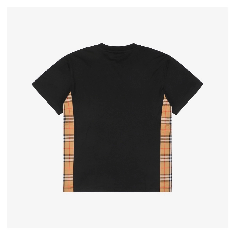 BBry Framed B Logo with Side Check Panel T-Shirt-1