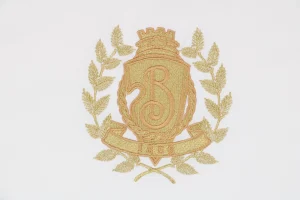 BBry Gold Shield B Logo Embroidery T-Shirt6.jpeg