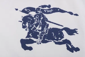 BBry Horizontal Stripe Equestrian Knight Print T-Shirt6.jpeg