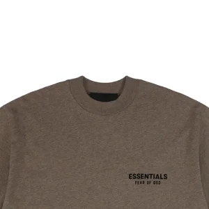 Fear of God Essentials HOLIDAY Silicone Letter Logo Print T-Shirt10.jpeg