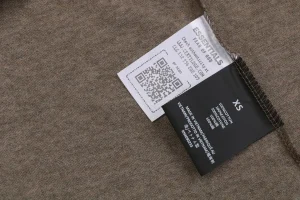 Fear of God Essentials HOLIDAY Silicone Letter Logo Print T-Shirt18.jpeg