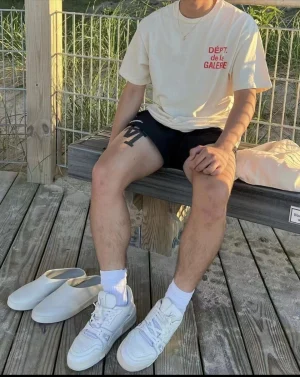 Gallery Dept California Exclusive Orange French Letter Print T-Shirt-10