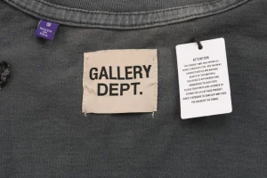 Gallery Dept Punk Vinyl Glitter Letter Print T-Shirt6.jpeg