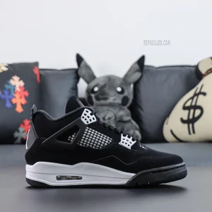 Jordan 4 Retro White Thunder Reps1.jpg