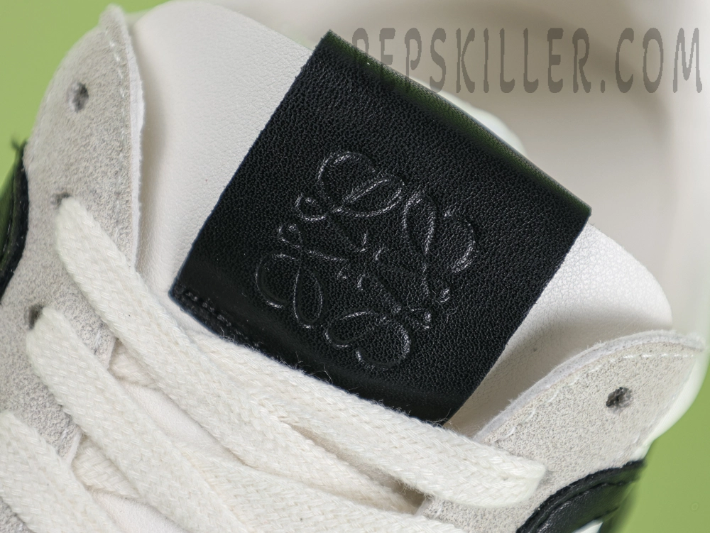 L Ballet Runner 2.0 in nylon and calfskin White9